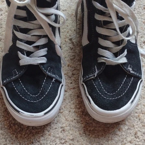 Vans Black High-Top Sneakers - Picture 2 of 9